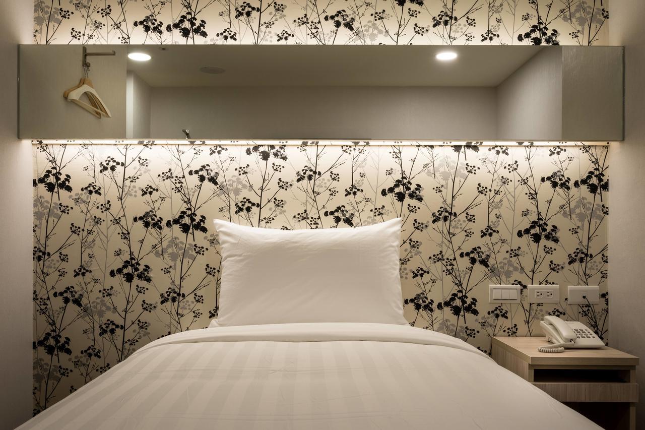 Urhome Hotel Тайбей Екстер'єр фото