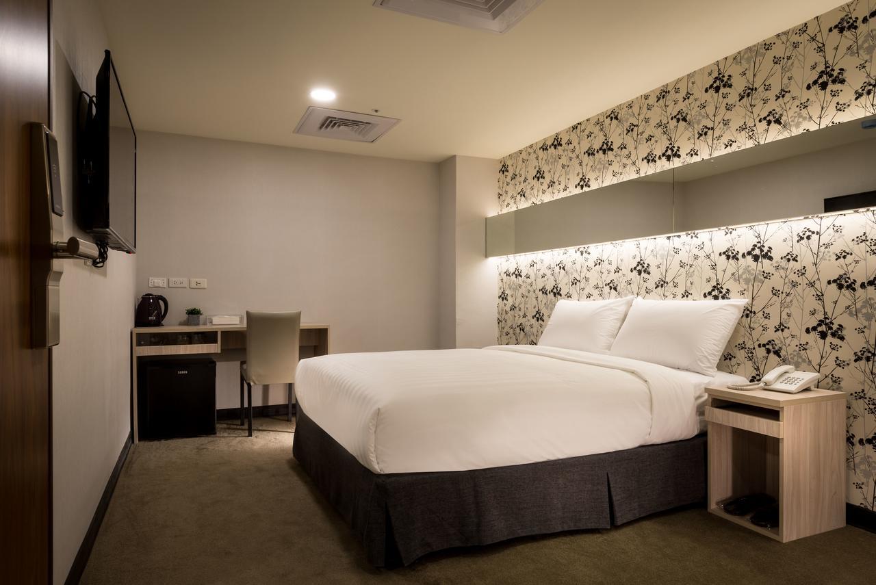Urhome Hotel Тайбей Екстер'єр фото